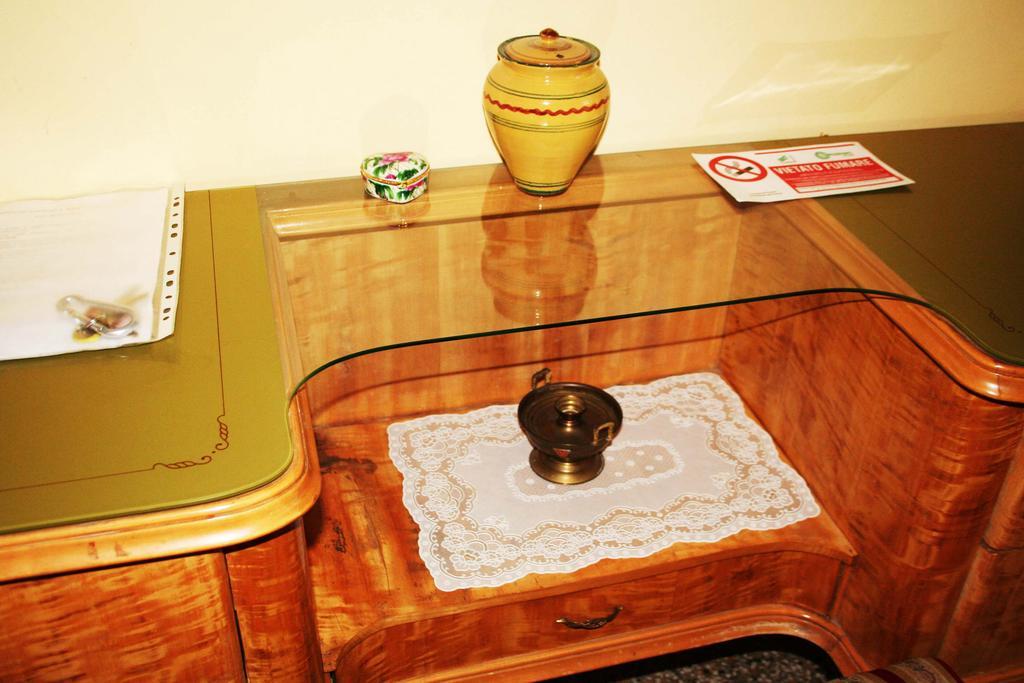 A Casa Di Virgilio Hotel ฟลอเรนซ์ ภายนอก รูปภาพ